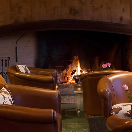 Vue Panoramique, Piscine, Spa, In-out & Golf A L'hotel De L'etrier A 克莱恩 蒙塔纳